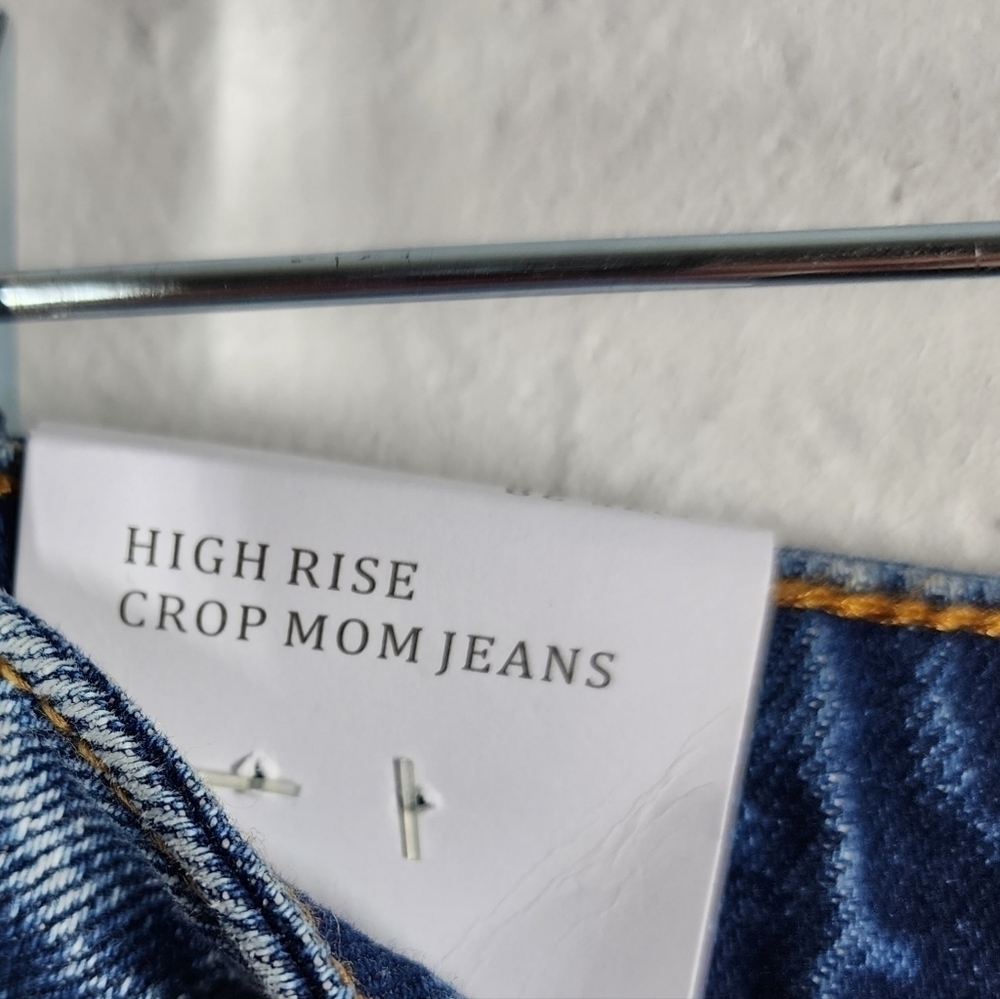 TNR HIGH RISE CROP MOM JEANS - Picture 4 of 6